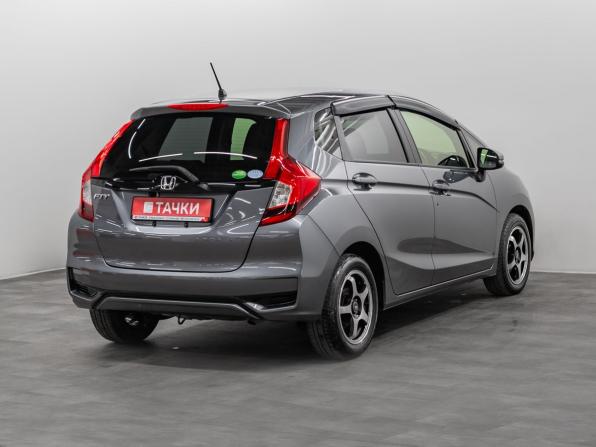 Honda Fit III Рестайлинг с пробегом 2018 года, цена 1 200 000 рублей, 109718 км, хэтчбек, Автокод Объявления