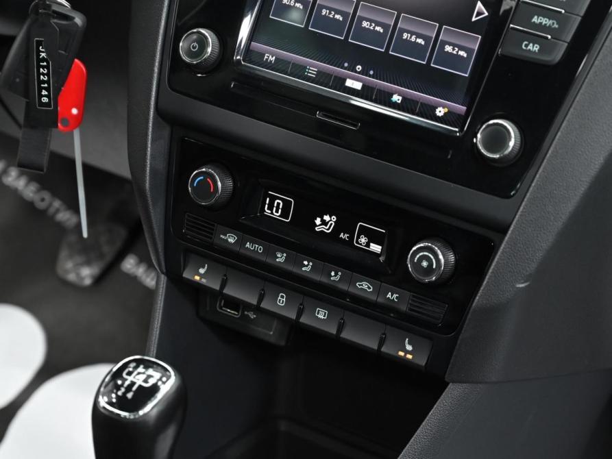 Skoda Rapid I Рестайлинг Москва  - изображение 10
