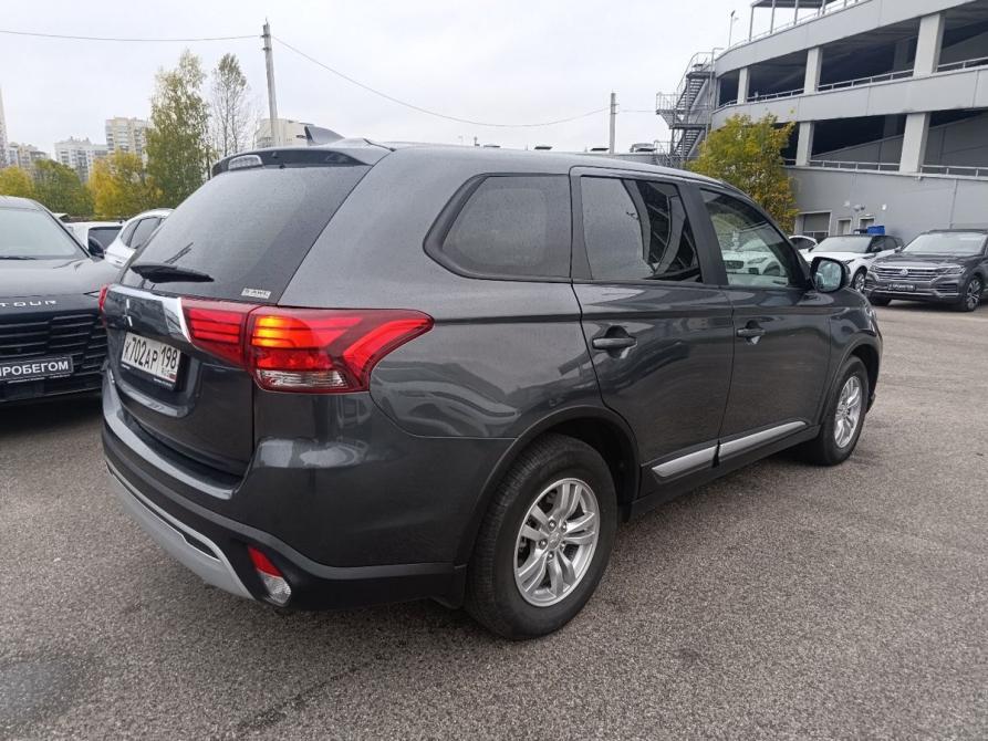 Mitsubishi Outlander III Рестайлинг 3 Санкт-Петербург  - изображение 4