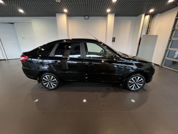 Lada (ВАЗ) Granta I Рестайлинг с пробегом 2022 года, цена 963 000 рублей, 16949 км, лифтбек, Автокод Объявления