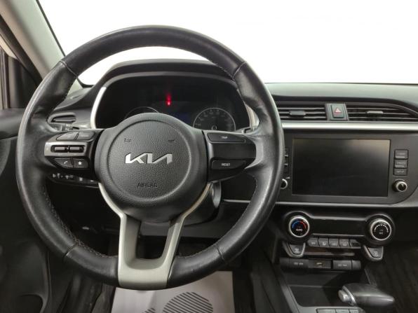 Kia Rio IV Рестайлинг с пробегом 2021 года, цена 1 625 000 рублей, 85727 км, седан, Автокод Объявления