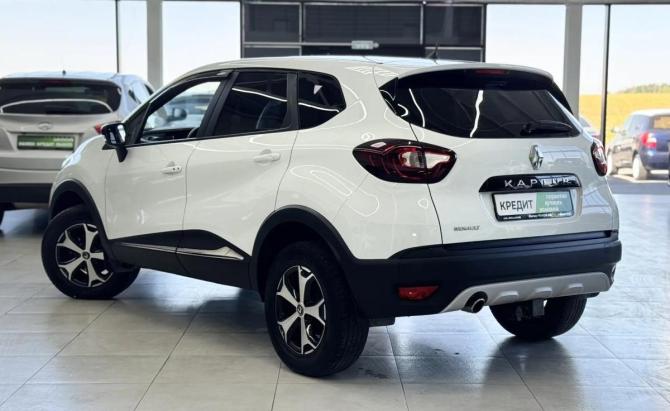 Renault Kaptur I с пробегом 2017 года, цена 1 379 000 рублей, 127200 км, внедорожник, Автокод Объявления