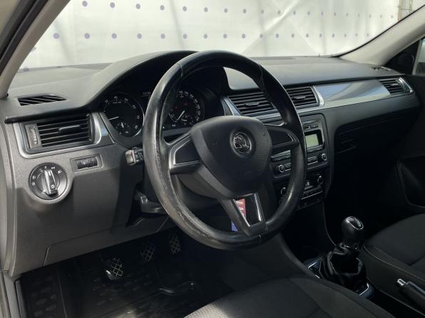Skoda Rapid I с пробегом 2014 года, цена 890 000 рублей, 183761 км, лифтбек, Автокод Объявления