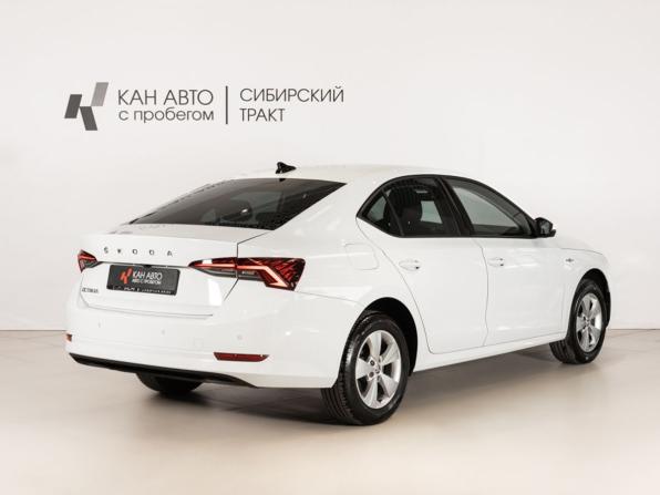 Skoda Octavia IV (A8) с пробегом 2021 года, цена 2 248 954 рубля, 119871 км, лифтбек, Автокод Объявления