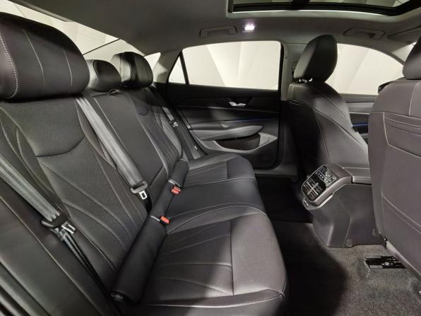 Volkswagen Passat (North America and China) Pro I с пробегом 2026 года, цена 4 200 000 рублей, 41 км, седан, Автокод Объявления