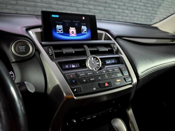 Lexus NX I с пробегом 2016 года, цена 2 700 000 рублей, 156764 км, внедорожник, Автокод Объявления