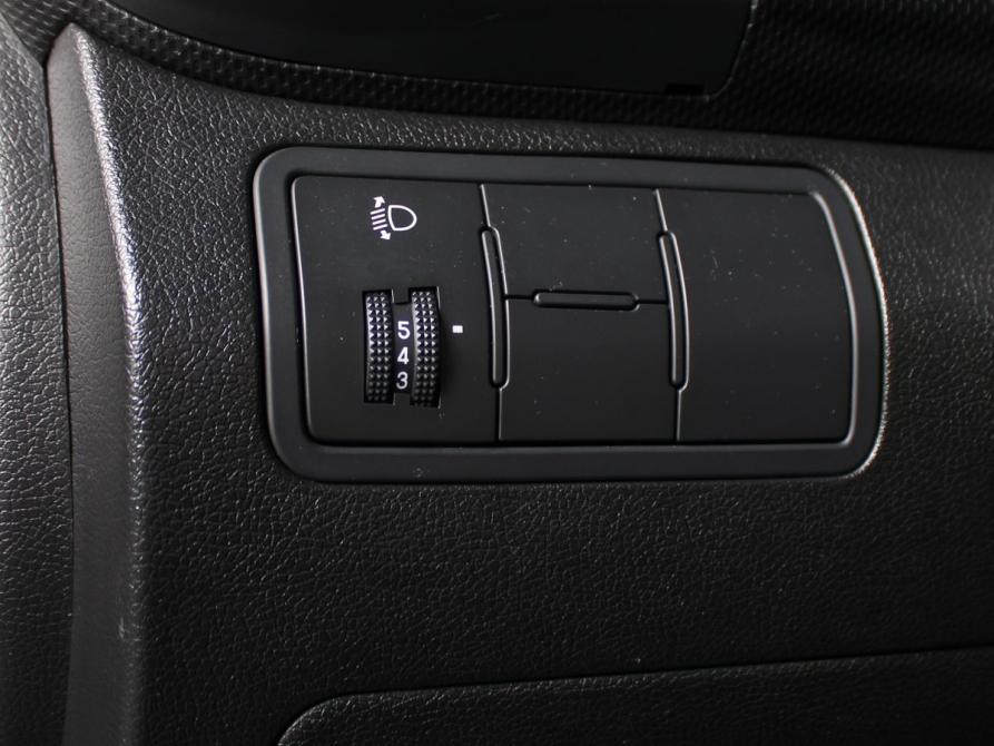 Hyundai Solaris I Рестайлинг Минеральные Воды  - изображение 12