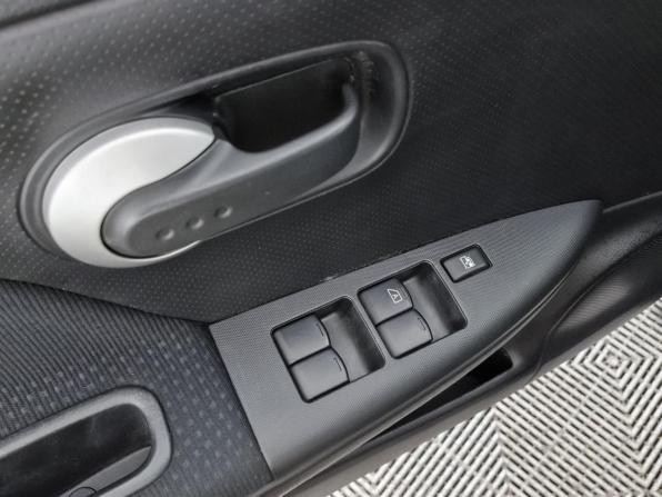 Nissan Note I Рестайлинг с пробегом 2013 года, цена 626 000 рублей, 178032 км, хэтчбек, Автокод Объявления