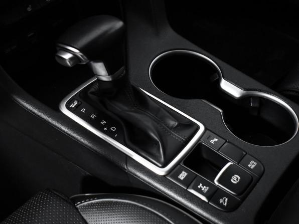 Kia Sportage IV Рестайлинг с пробегом 2018 года, цена 1 871 000 рублей, 196133 км, внедорожник, Автокод Объявления