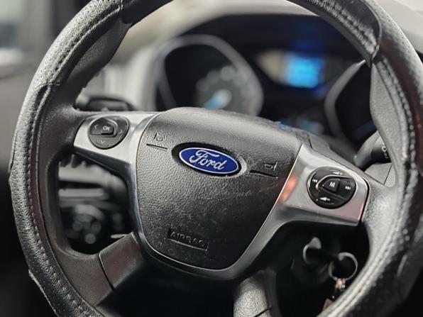 Ford Focus III с пробегом 2012 года, цена 619 000 рублей, 194832 км, хэтчбек, Автокод Объявления