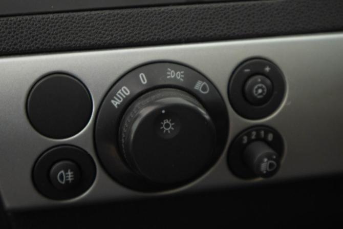 Opel Astra H Рестайлинг с пробегом 2010 года, цена 599 000 рублей, 177214 км, хэтчбек, Автокод Объявления