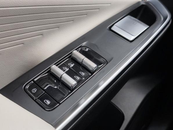 Geely Boyue Cool с пробегом 2023 года, цена 2 050 000 рублей, 30400 км, внедорожник, Автокод Объявления