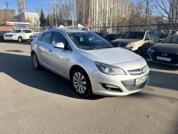 Opel Astra J Рестайлинг с пробегом 2013 года, цена 799 000 рублей, 135027 км, седан, Автокод Объявления