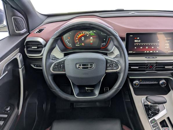 Geely Coolray I с пробегом 2023 года, цена 1 900 000 рублей, 58201 км, внедорожник, Автокод Объявления