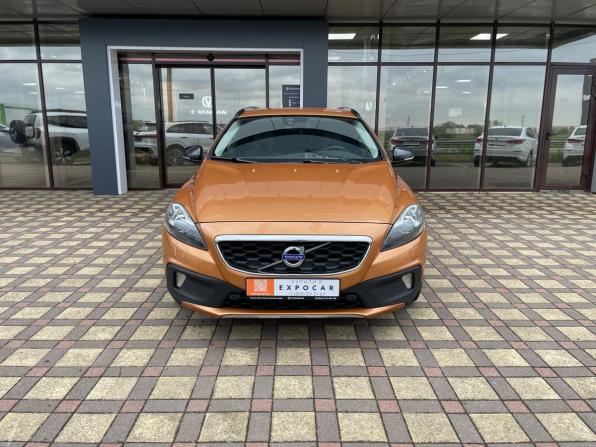 Volvo V40 Cross Country I с пробегом 2013 года, цена 1 150 000 рублей, 129417 км, хэтчбек, Автокод Объявления