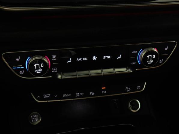 Audi Q5 II (FY) Рестайлинг с пробегом 2022 года, цена 6 550 000 рублей, 22300 км, внедорожник, Автокод Объявления