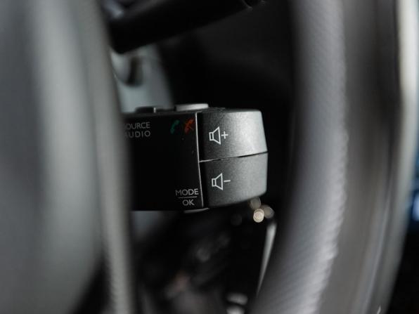 Renault Duster I Рестайлинг с пробегом 2018 года, цена 1 350 000 рублей, 136639 км, внедорожник, Автокод Объявления