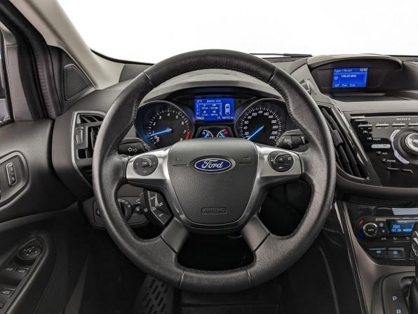 Ford Kuga II с пробегом 2013 года, цена 1 500 000 рублей, 68511 км, внедорожник, Автокод Объявления