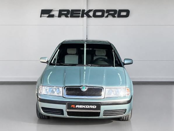 Skoda Octavia I (A4) Рестайлинг с пробегом 2009 года, цена 629 000 рублей, 170769 км, лифтбек, Автокод Объявления