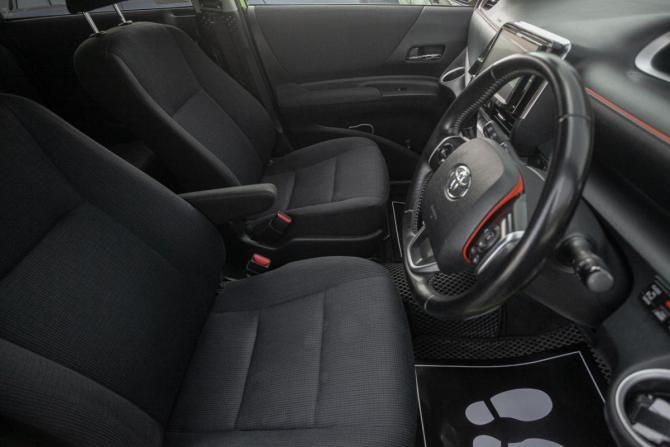 Toyota Sienta II с пробегом 2016 года, цена 1 198 000 рублей, 120000 км, компактвэн, Автокод Объявления