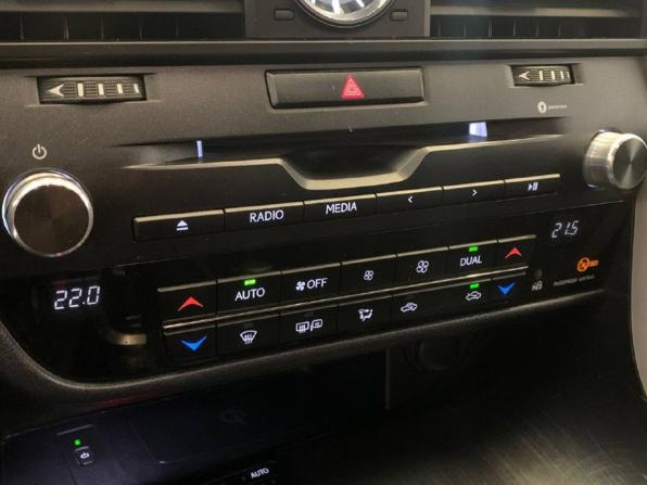 Lexus RX IV с пробегом 2018 года, цена 3 780 000 рублей, 141305 км, внедорожник, Автокод Объявления
