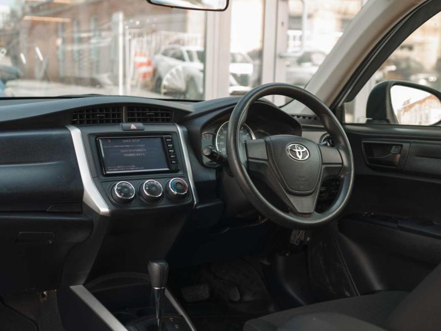 Toyota Corolla XI (E160 E170 E180) Рестайлинг 1 Новосибирск  - изображение 10