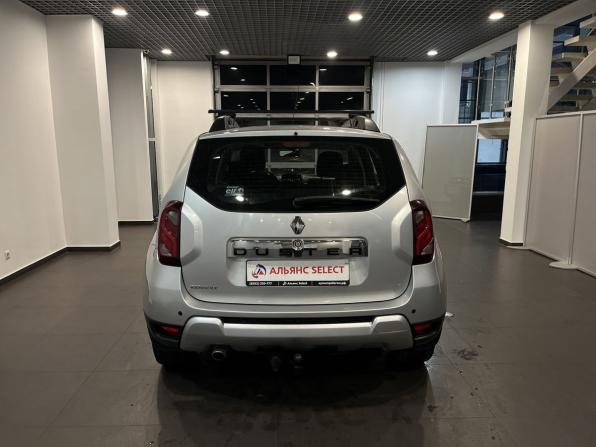 Renault Duster I Рестайлинг с пробегом 2016 года, цена 1 326 000 рублей, 154000 км, внедорожник, Автокод Объявления