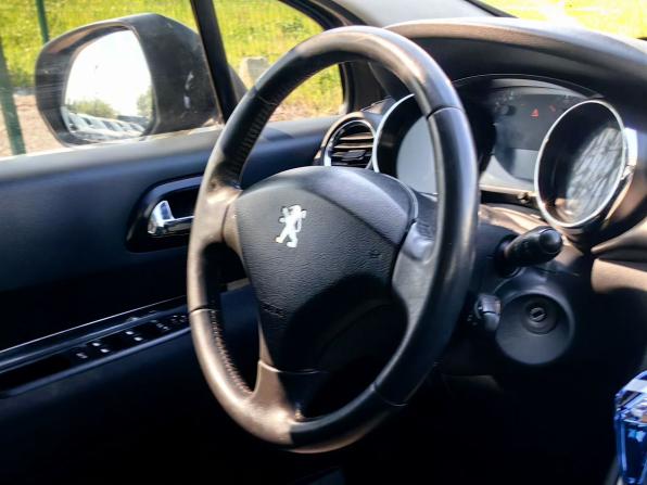 Peugeot 3008 I с пробегом 2012 года, цена 589 000 рублей, 112000 км, внедорожник, Автокод Объявления