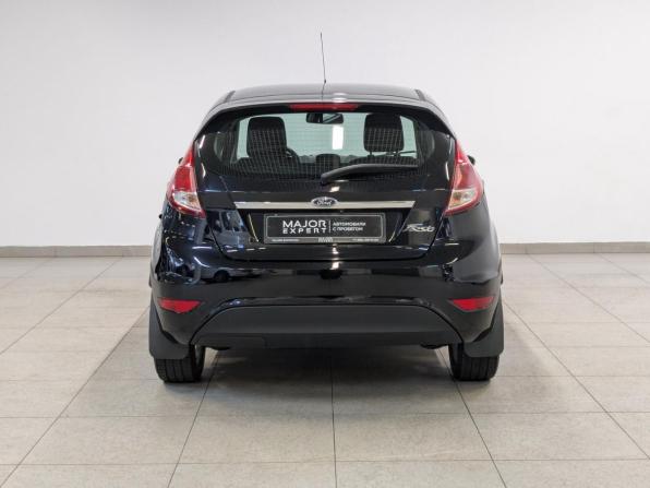 Ford Fiesta Mk6 Рестайлинг с пробегом 2016 года, цена 850 000 рублей, 134538 км, хэтчбек, Автокод Объявления