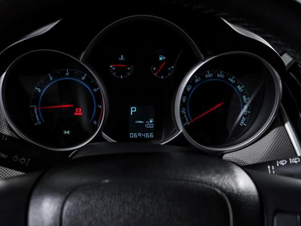 Chevrolet Cruze I Рестайлинг с пробегом 2013 года, цена 980 000 рублей, 69465 км, хэтчбек, Автокод Объявления