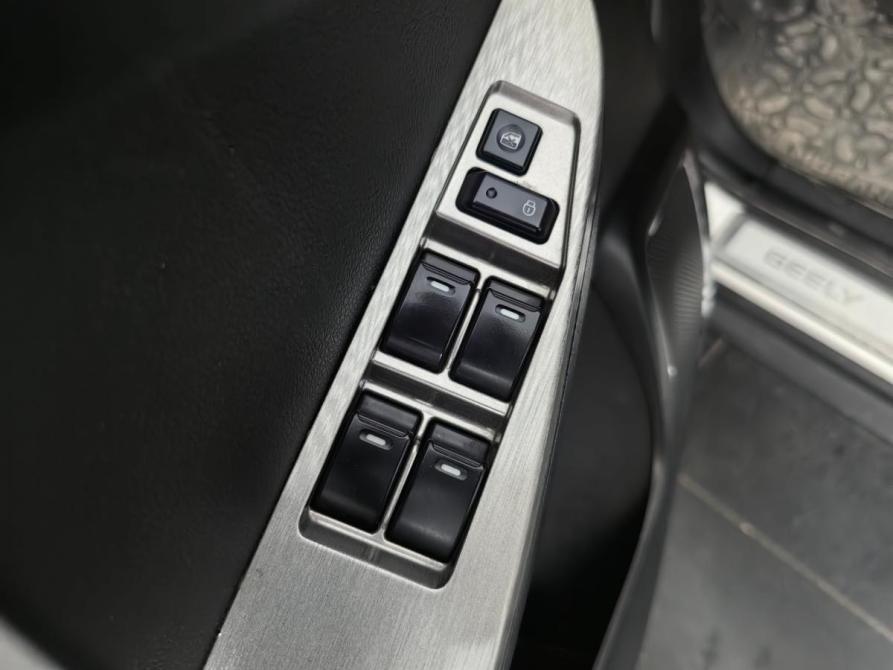 Geely Emgrand X7 I Рестайлинг Москва  - изображение 20