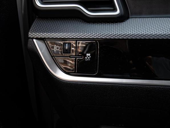 Kia Sportage V с пробегом 2024 года, цена 3 340 000 рублей, 42493 км, внедорожник, Автокод Объявления