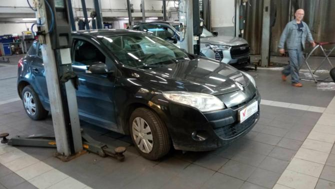 Renault Megane III с пробегом 2011 года, цена 670 000 рублей, 190718 км, хэтчбек, Автокод Объявления