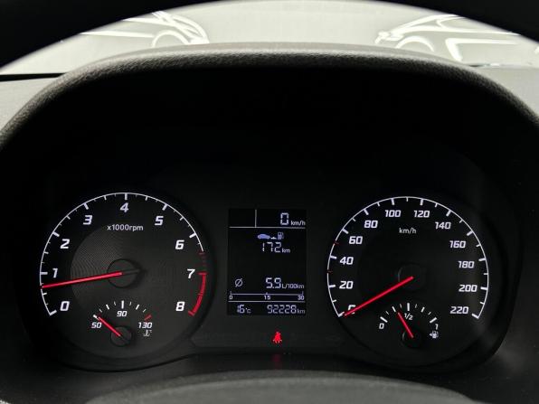 Hyundai Solaris II с пробегом 2020 года, цена 1 247 800 рублей, 92228 км, седан, Автокод Объявления