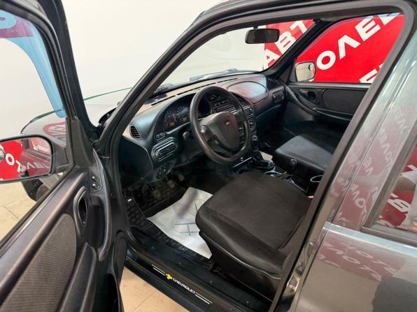 Chevrolet Niva I Рестайлинг с пробегом 2012 года, цена 560 000 рублей, 101000 км, внедорожник, Автокод Объявления
