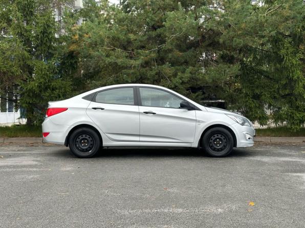 Hyundai Solaris I Рестайлинг с пробегом 2015 года, цена 879 000 рублей, 189527 км, седан, Автокод Объявления