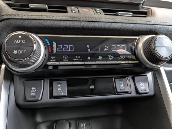 Toyota RAV4 V (XA50) с пробегом 2025 года, цена 4 500 000 рублей, 1732 км, внедорожник, Автокод Объявления