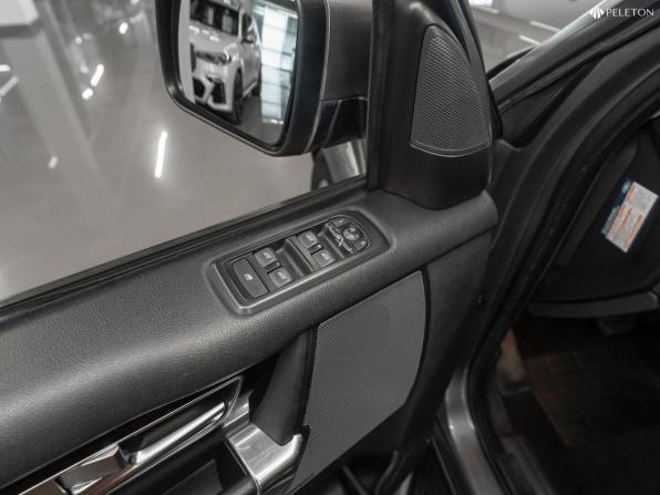 Land Rover Discovery IV с пробегом 2011 года, цена 1 720 000 рублей, 260813 км, внедорожник, Автокод Объявления