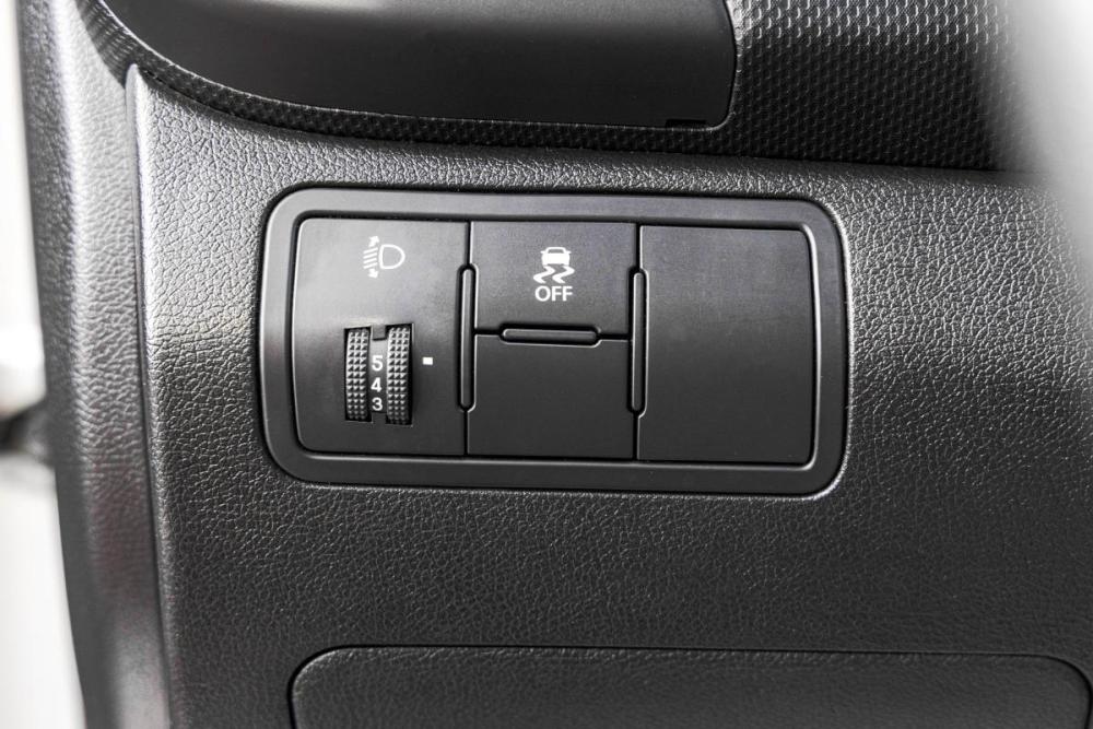 Hyundai Solaris I Рестайлинг Барнаул  - изображение 13