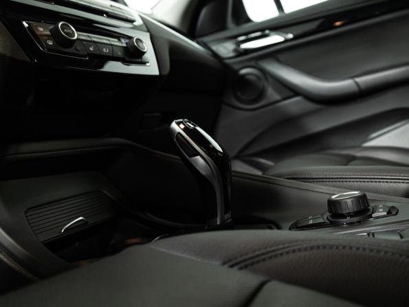 BMW X1 II (F48) Рестайлинг с пробегом 2021 года, цена 2 699 777 рублей, 120471 км, внедорожник, Автокод Объявления