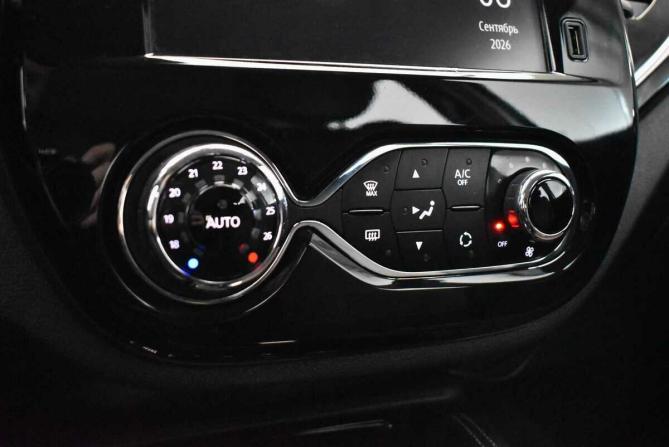 Renault Kaptur I Рестайлинг с пробегом 2021 года, цена 1 470 000 рублей, 113403 км, внедорожник, Автокод Объявления