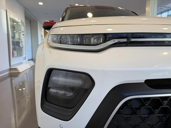 Kia Soul III Рестайлинг с пробегом 2022 года, цена 2 450 000 рублей, 21121 км, хэтчбек, Автокод Объявления
