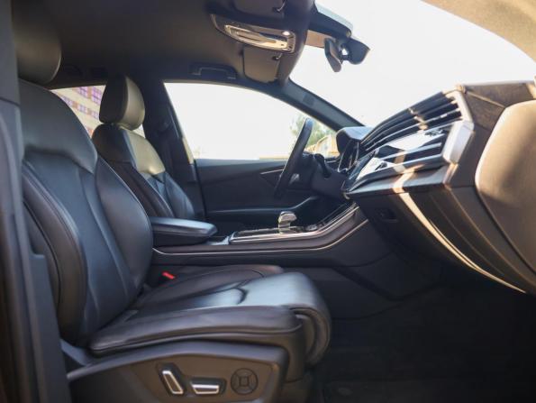 Audi Q8 I (4M) с пробегом 2019 года, цена 5 499 000 рублей, 91118 км, внедорожник, Автокод Объявления