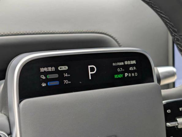 Li Auto (Lixiang) L7 I Рестайлинг с пробегом 2025 года, цена 8 419 000 рублей, 25 км, внедорожник, Автокод Объявления