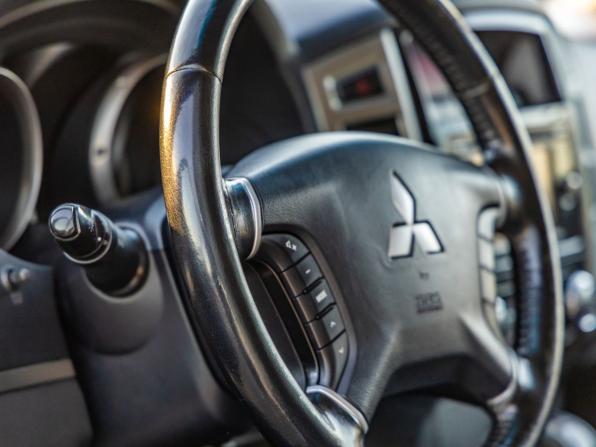 Mitsubishi Pajero IV Рестайлинг 2 с пробегом 2015 года, цена 2 698 000 рублей, 147138 км, внедорожник, Автокод Объявления