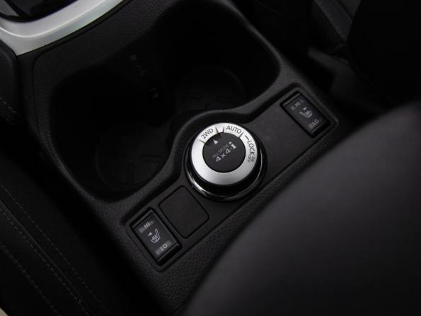 Nissan Qashqai II с пробегом 2016 года, цена 1 625 000 рублей, 181555 км, внедорожник, Автокод Объявления
