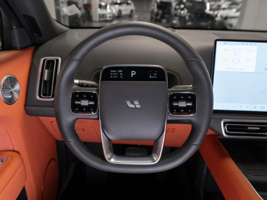 Li Auto (Lixiang) L9 I Рестайлинг Москва  - изображение 10