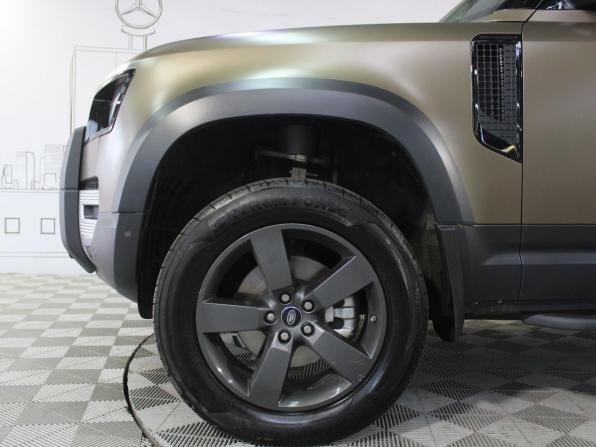 Land Rover Defender II с пробегом 2021 года, цена 4 698 999 рублей, 62500 км, внедорожник, Автокод Объявления