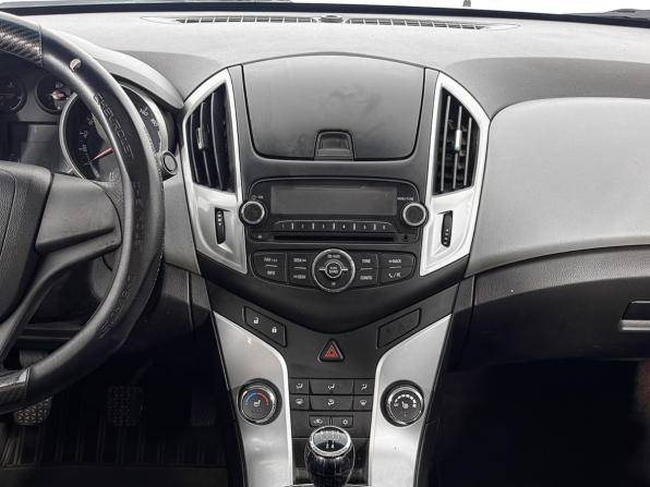 Chevrolet Cruze I Рестайлинг с пробегом 2013 года, цена 677 700 рублей, 176209 км, седан, Автокод Объявления