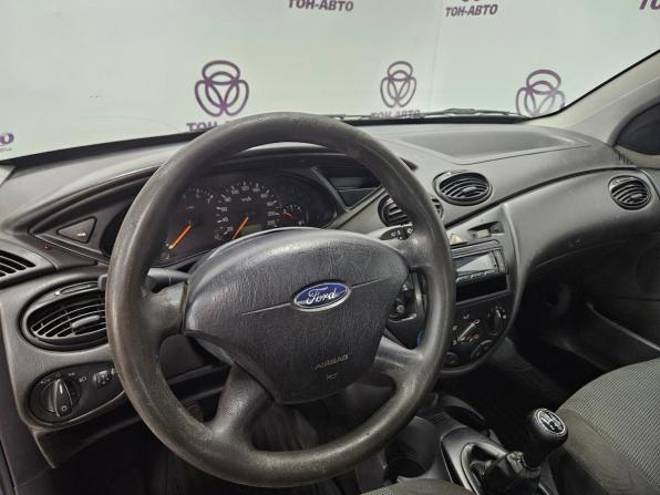 Ford Focus I Рестайлинг с пробегом 2003 года, цена 233 000 рублей, 370400 км, седан, Автокод Объявления